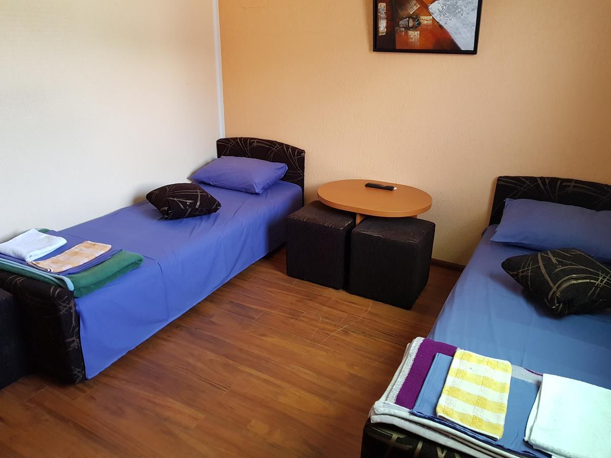 Hotel Pansion Basa Ustikolina Esterno foto