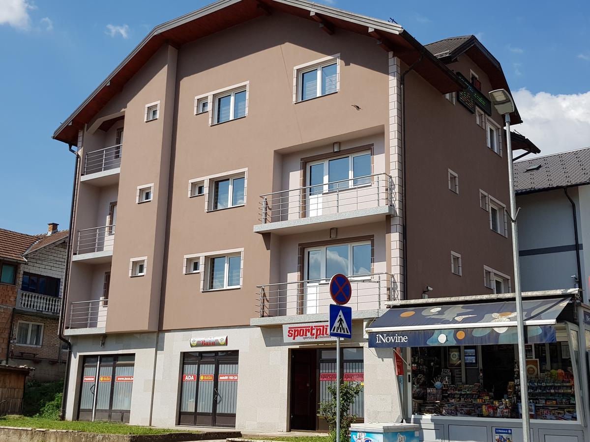 Hotel Pansion Basa Ustikolina Esterno foto